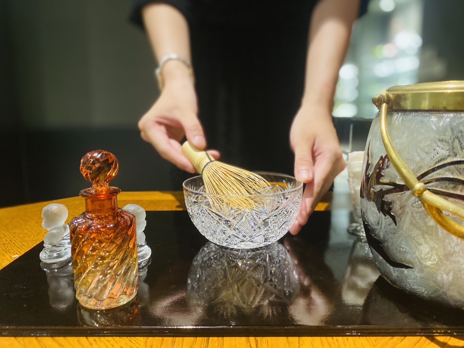 Loto Teaceremony feat, Baccarat  井村美術館